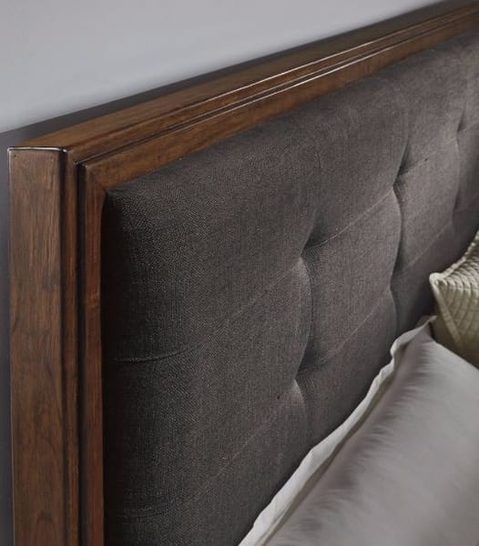 Ashley Furniture - Ralene Queen Upholstered Bed