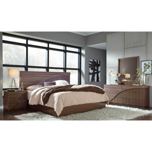 North Queen Bed