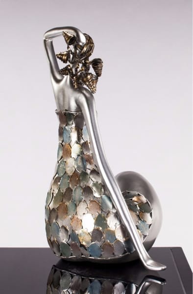 Curvy Lady Sculpture