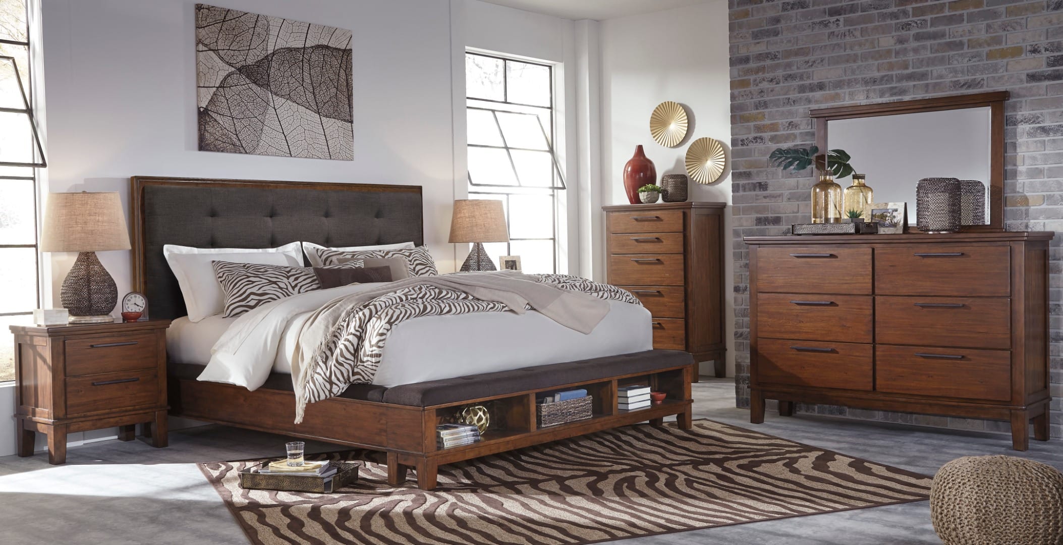 Ashley Furniture - Ralene Queen Bedroom Set