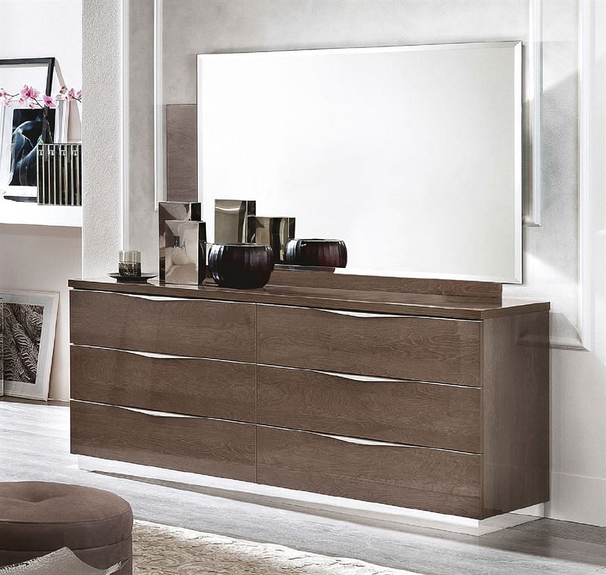 Platinum Drop Double Dresser and Mirror
