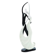 Bride and Groom Sculpture