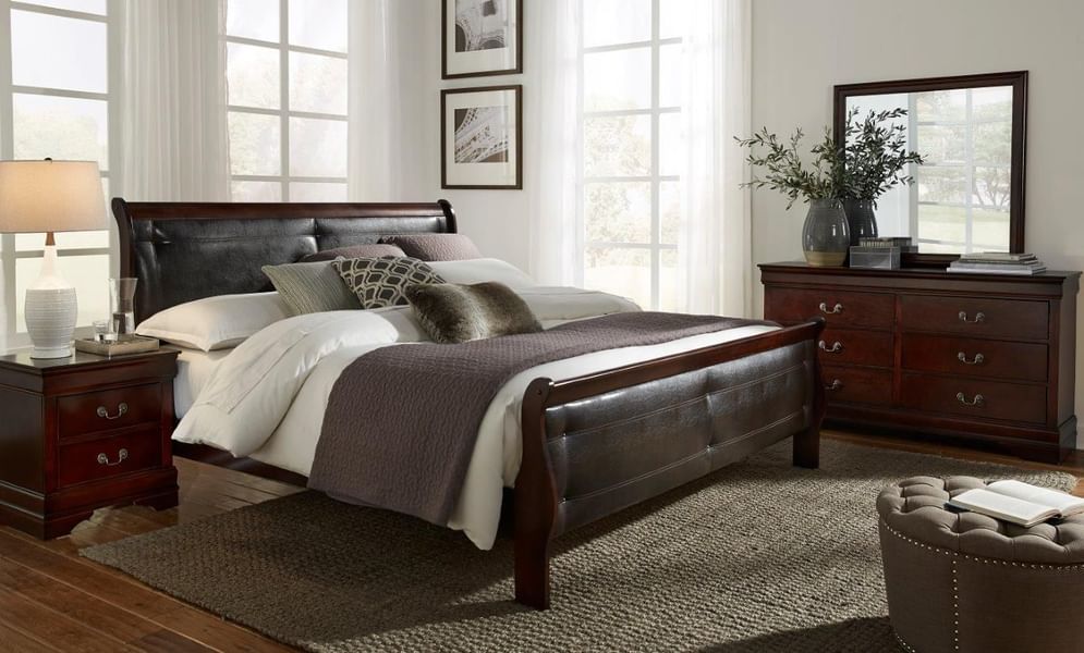 Marley Merlot Chest