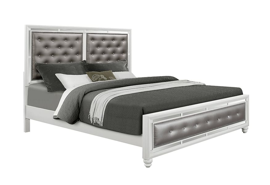 Mackenzie Queen Bedroom set  - Queen Bed, Dresser, Mirror and 1 Night Stand