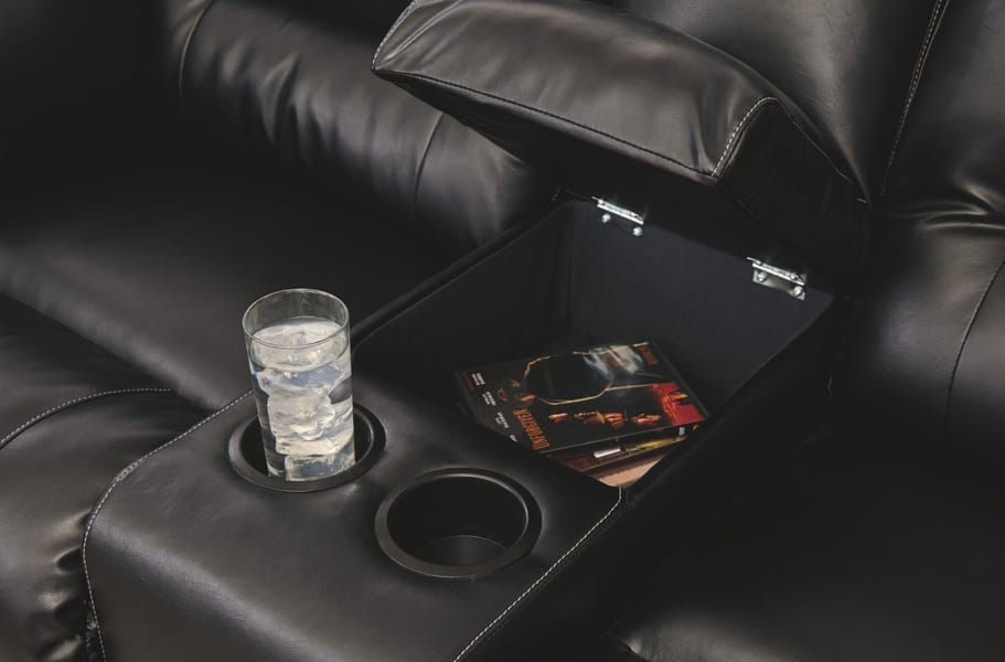 Ashley Furniture - Vacherie Reclining Loveseat