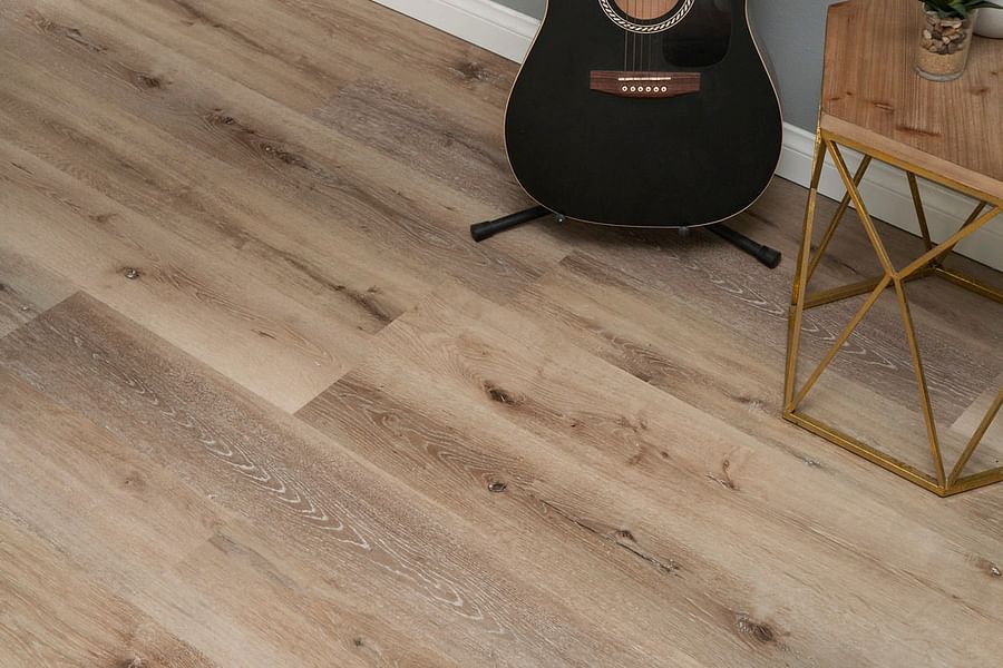 Cali Vinyl Pro - Aged Hickory