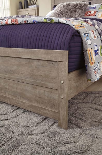 Culverbach Queen Size Bed