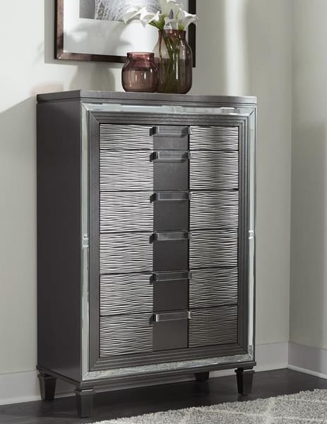 Parisa Chest