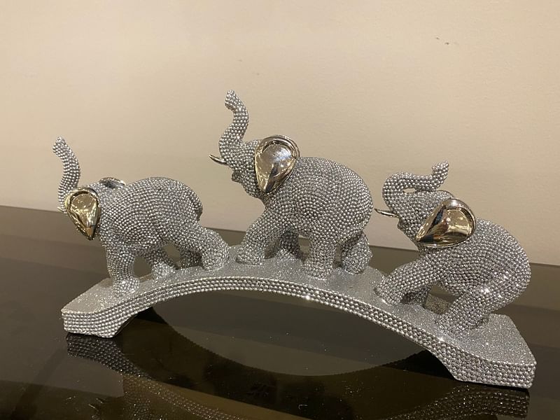 Sparkling Elephant Trio