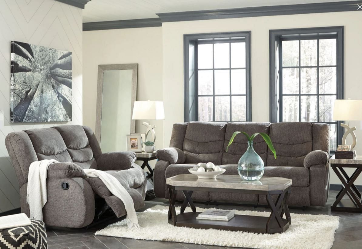 Signature 2 Pc Reclining Sofa and Loveseat set