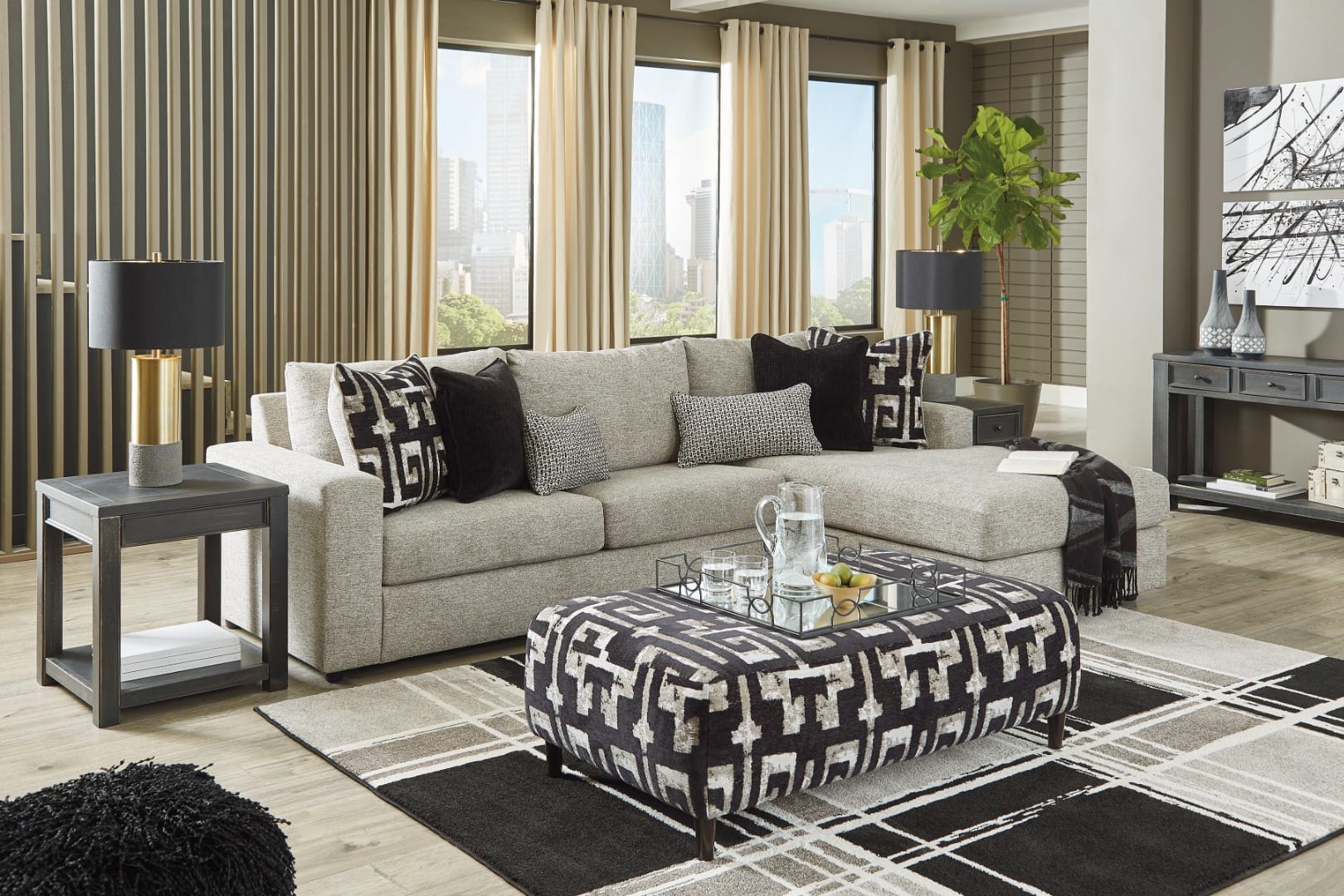 Ravenstone Right-Arm Facing Corner Chaise