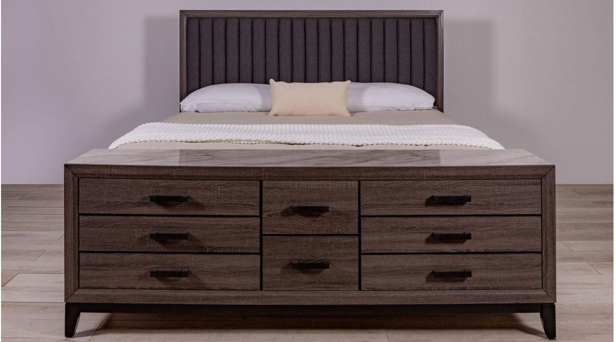 Ontario Queen Bed with Case