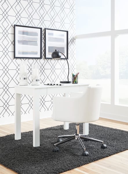 Ashley Furniture - Baraga Home Office Desk Chair