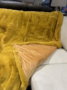 CHINCHILLA THROW