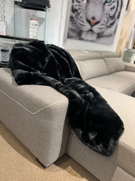 CHINCHILLA THROW BLANKET 47"X60"