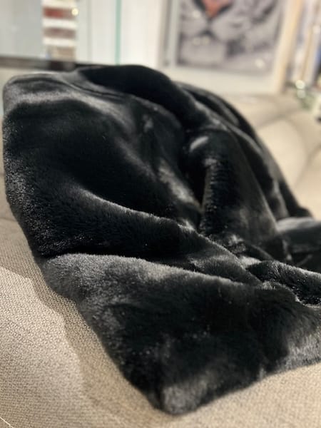 CHINCHILLA THROW BLANKET 47"X60"