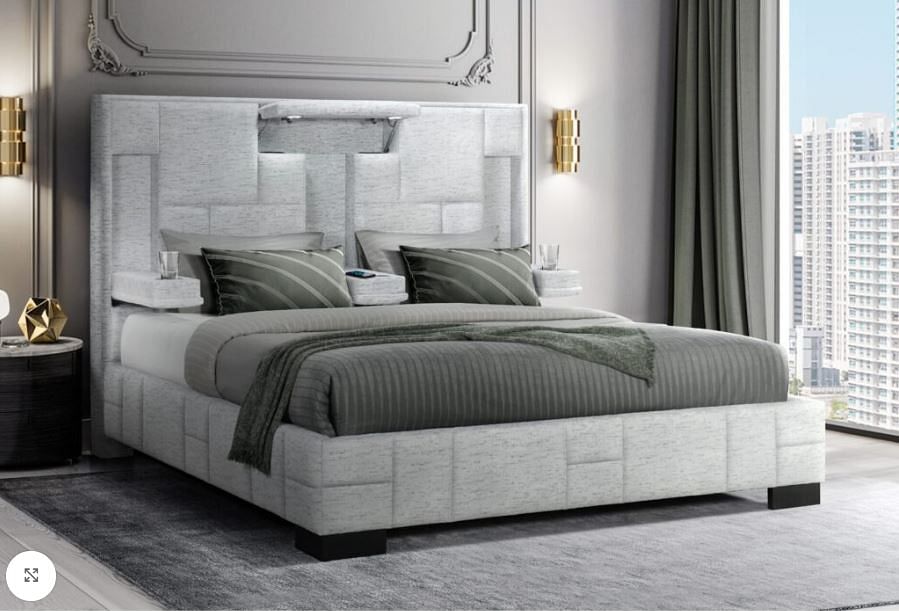 OSCAR GREY QUEEN BED NO WOOD TRIM