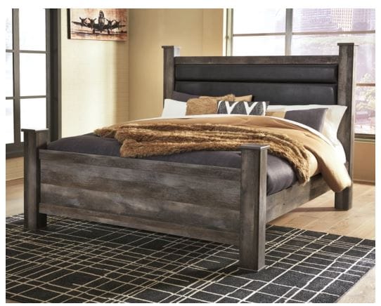 Wynlow King Poster Bed