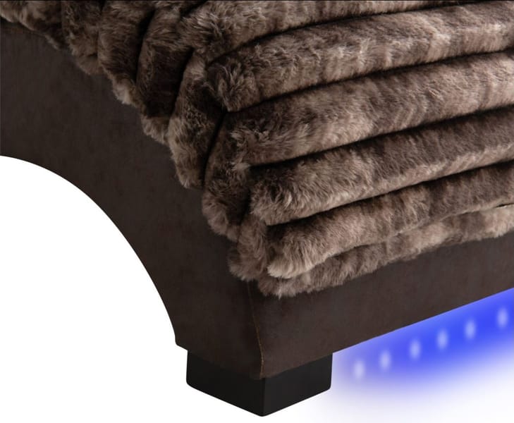 DOMINIC MINK/JAVA CHAISE WITH USB