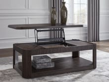 Carlibrie Lift Top Cocktail Table – Warm Brown