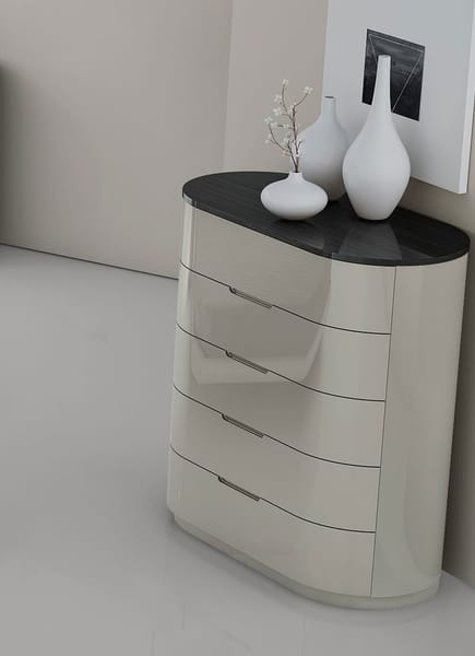 AMSTERDAM QUEEN BEDROOM SET – QUEEN BED, CHEST & MIRROR