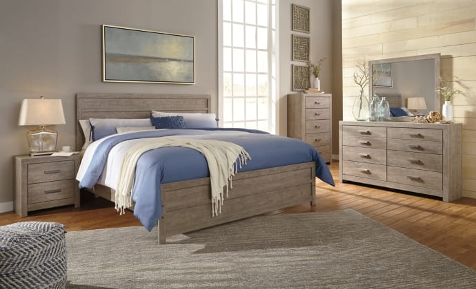 CULVERBACH QUEEN BEDROOM SET – QUEEN BED, DRESSER & MIRROR