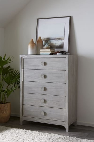 Modus Bedroom Boho Chic Five-Drawer Chest In Washed White 1JQ984