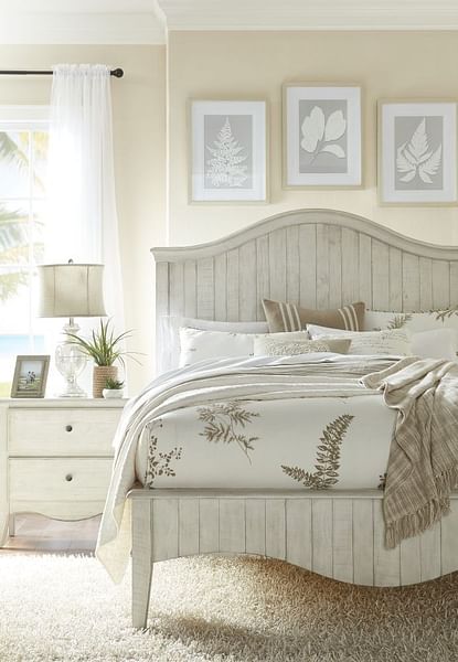 Modus Bedroom Ella Solid Wood Crown Bed In White Wash 2G43B5