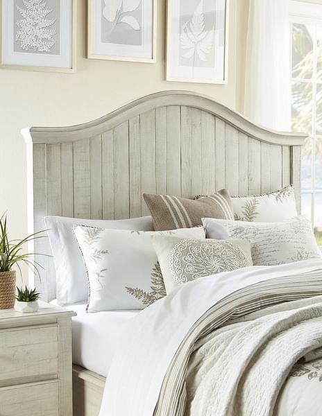 Modus Bedroom Ella Solid Wood Crown Bed In White Wash 2G43B5