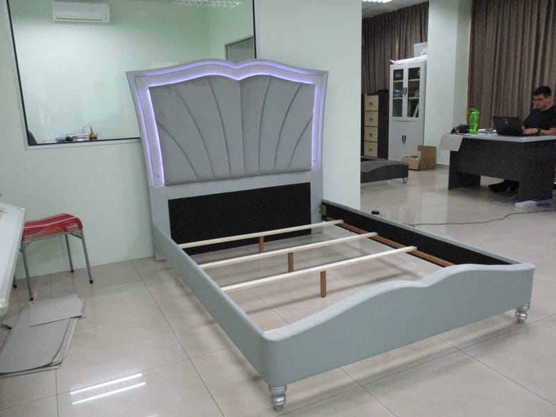 Coaster Bedroom Eastern King Bed 310048KE