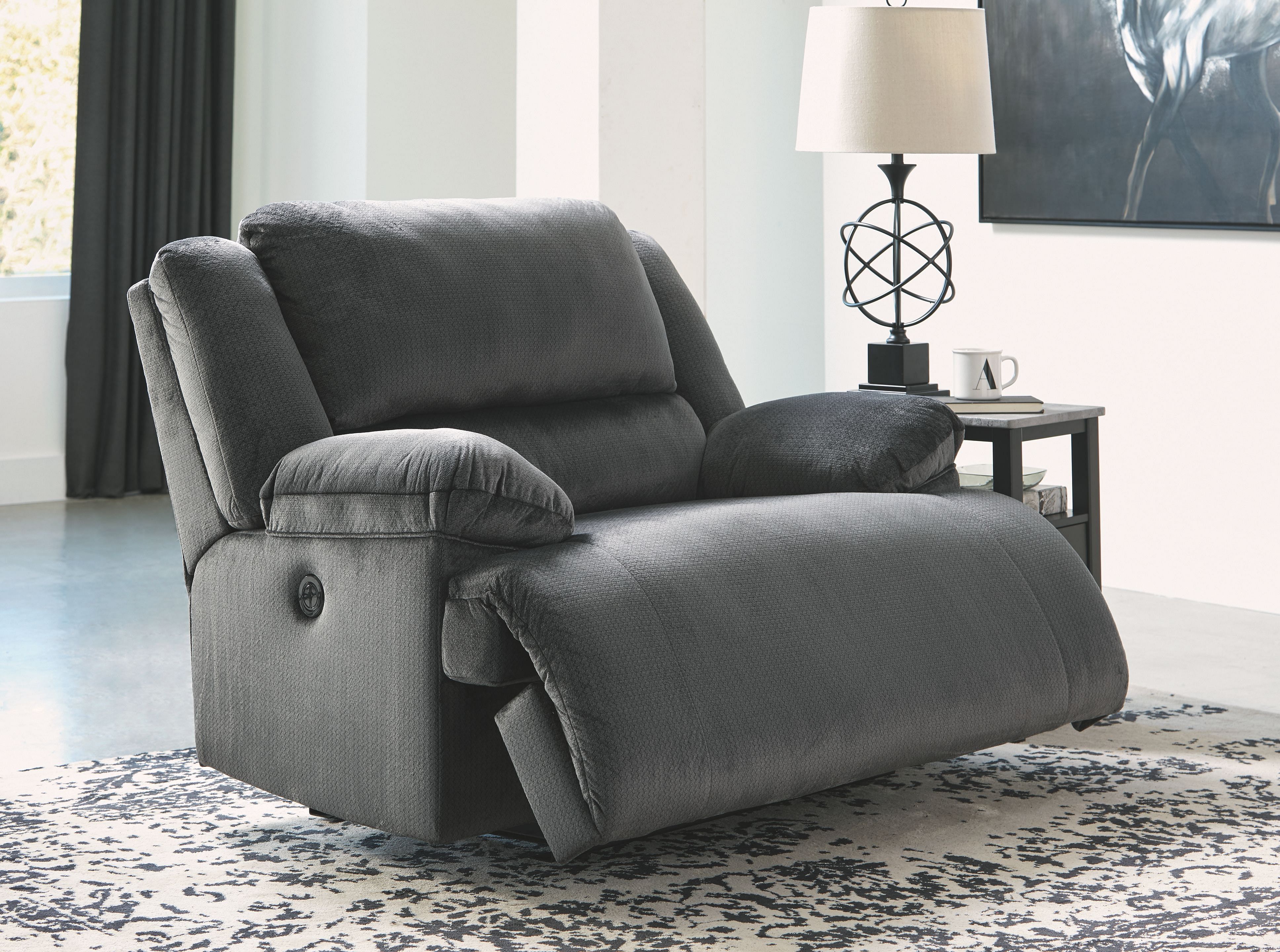 Beamerton oversized online chair