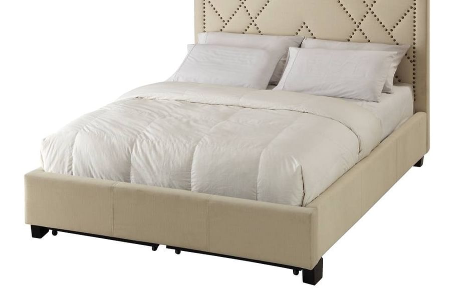 Modus Bedroom Vienne Nailhead Upholstered Platform Storage Bed In Powder 3Z45D720