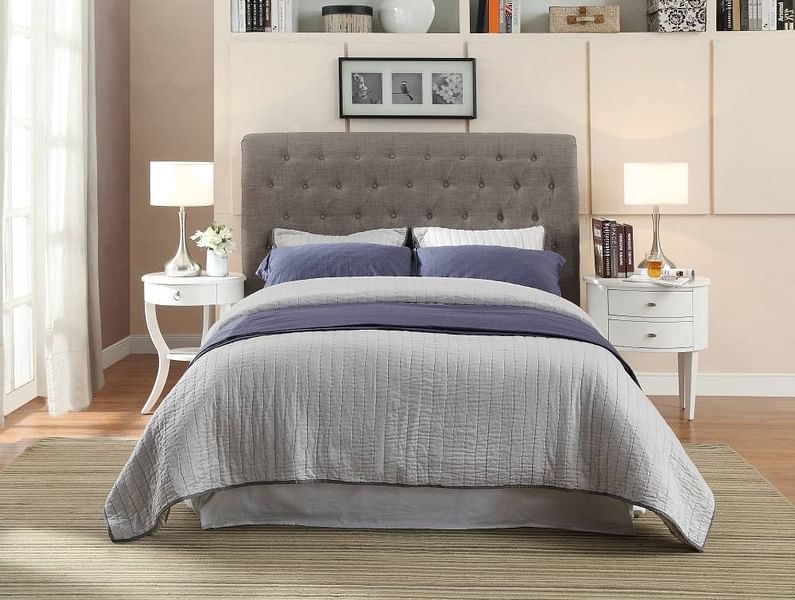 Modus Bedroom Royal Tufted Platform Bed In Dolphin Linen 3ZH3L411