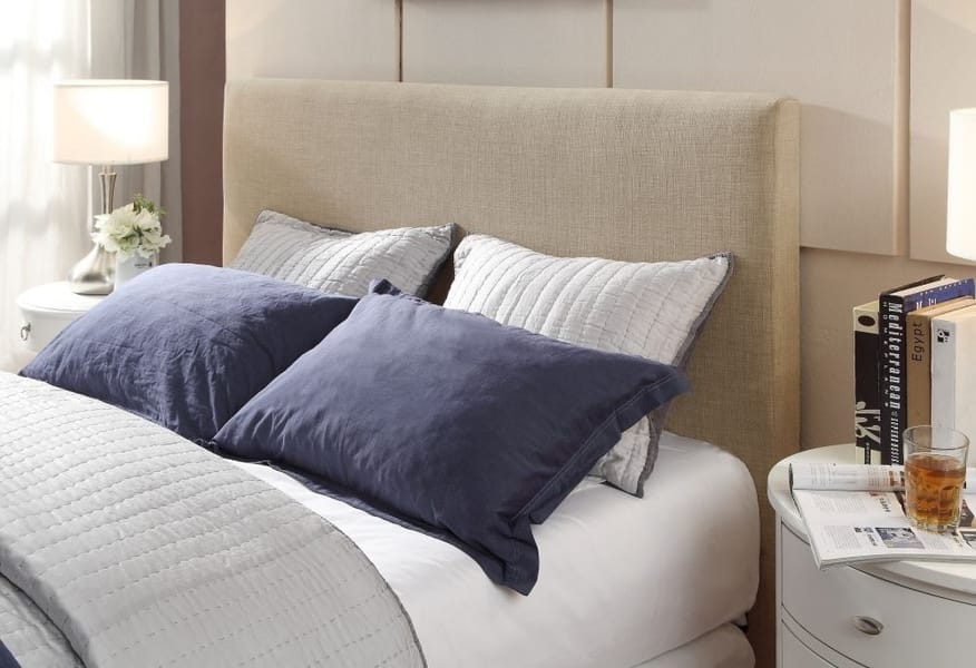 Modus Bedroom Saint Pierre Upholstered Platform Storage Bed In Toast Linen 3ZL7D58
