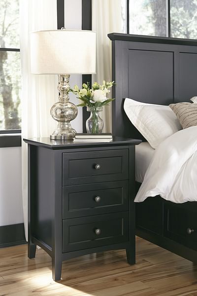 Modus Bedroom Paragon Three-Drawer Nightstand In Black 4N0281