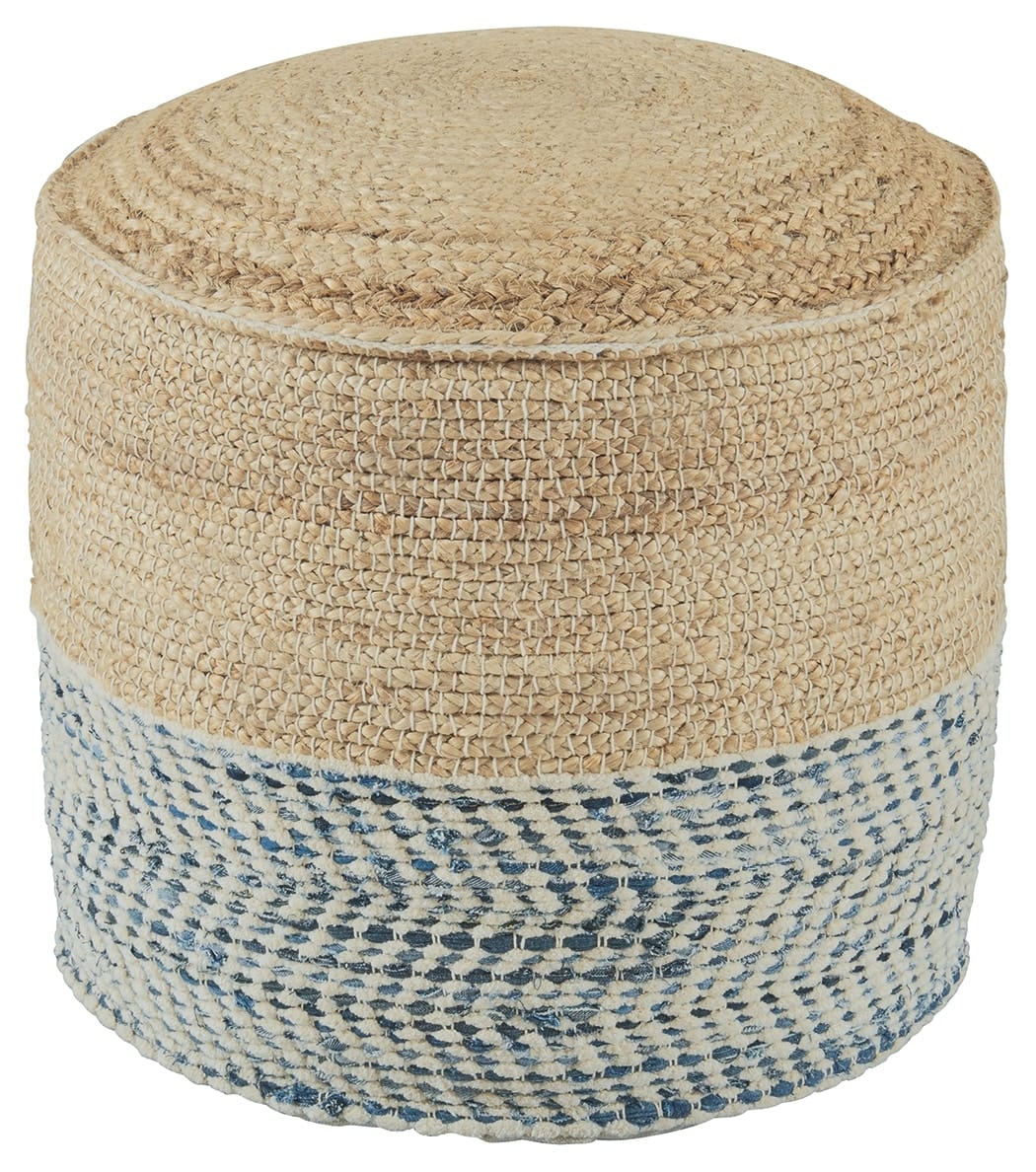 Ashley Living Room Matson Pouf A1000809