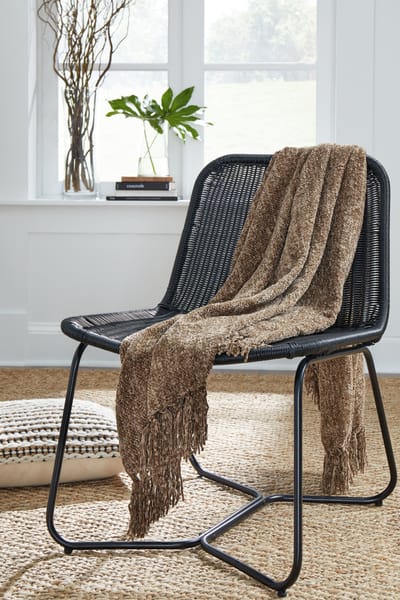 Ashley Bedroom Tamish Throw A1001025T