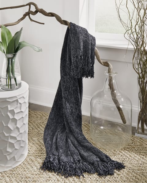 Ashley Bedroom Tamish Throw (Set of 3) A1001027