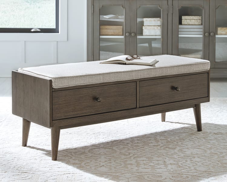 Ashley Living Room Chetfield Storage Bench A3000248