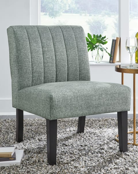 Ashley Living Room Hughleigh Accent Chair A3000297
