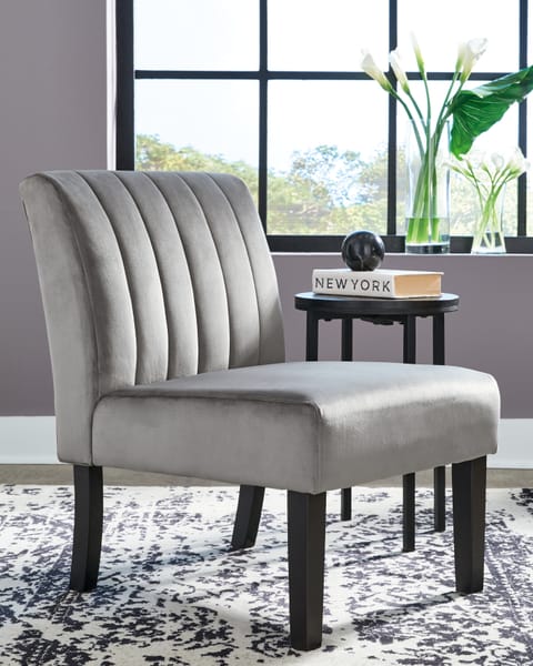 Ashley Living Room Hughleigh Accent Chair A3000299
