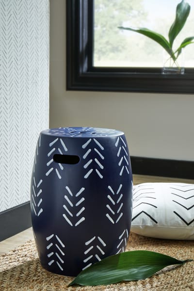 Ashley Bar and Game Room Genemore Stool A3000623
