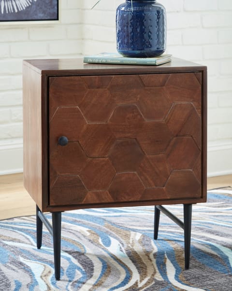 Ashley Living Room Dorvale Accent Cabinet A4000264