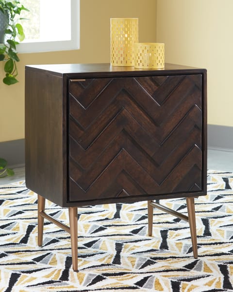 Ashley Living Room Dorvale Accent Cabinet A4000265