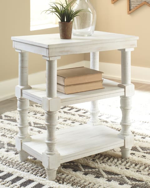 Ashley Living Room Dannerville Accent Table A4000276