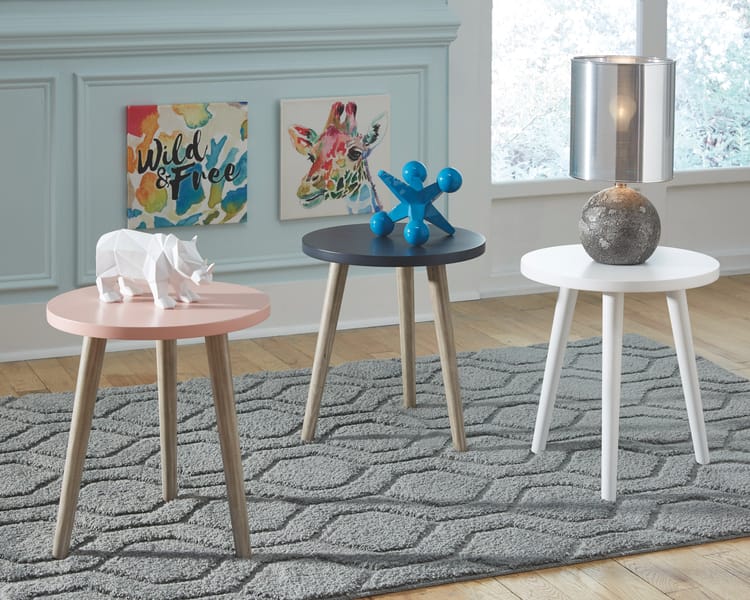 Ashley Living Room Fullersen Accent Table A4000345