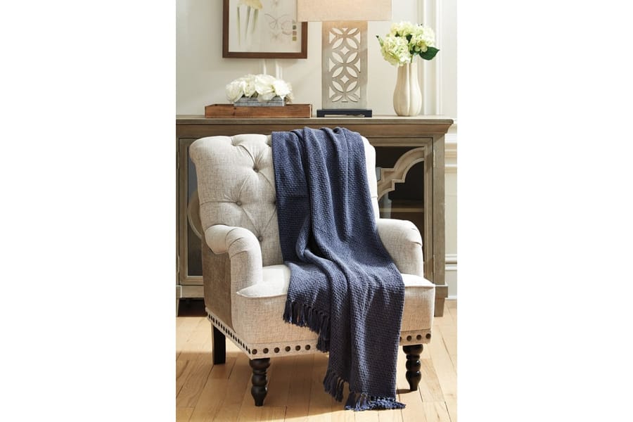 Ashley Bedroom Yasmin Throw (Set of 3) A1000740