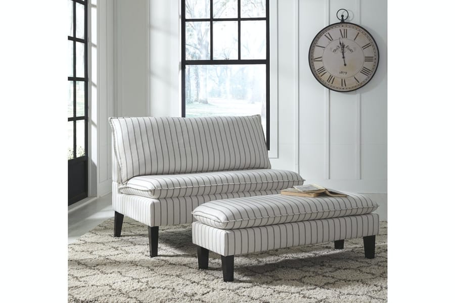 Ashley Living Room Arrowrock Accent Bench A3000112
