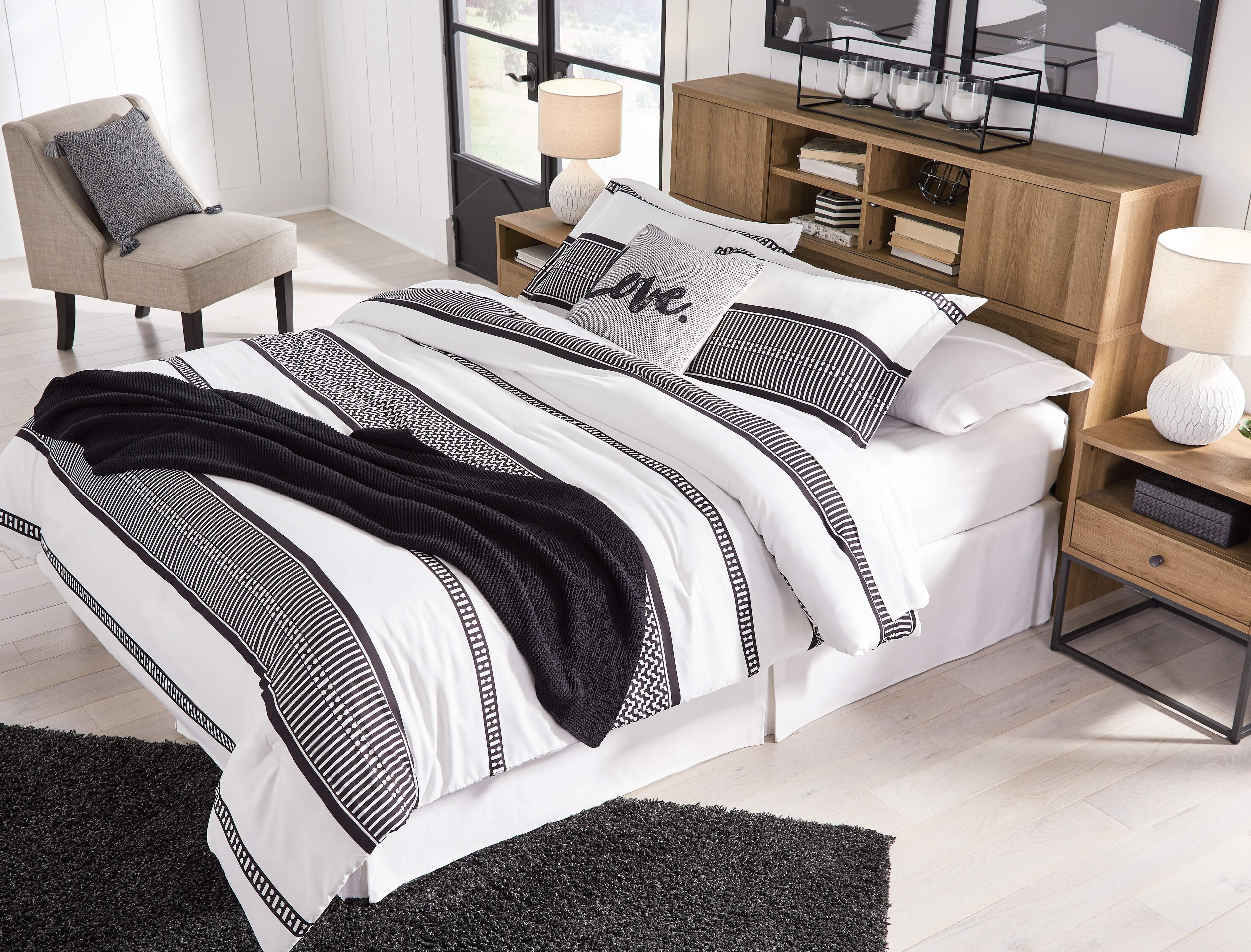 Ashley Bedroom 3 Piece King Storage Bed Set B060-69-91-2