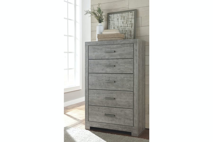 Ashley Bedroom Culverbach Chest of Drawers B070-46